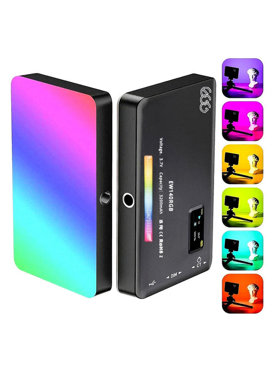 ضوء كاميرا محمول بألوان كاملة بقوة ٣٢٠٠ ملي أمبير، لوحة إضاءة كاميرا الهاتف بزاوية ٠-٣٦٠ درجة، مؤشر عرض الألوان ٩٥+ مع درجة حرارة لونية من ٢٥٠٠ إلى ٩٠٠٠ كلفن، ٢٠ تأثير إضاءة، إضاءة ليد قابلة لإعادة الشحن للتصوير الفوتوغرافي ومؤتمرات الفيديو والمدونات